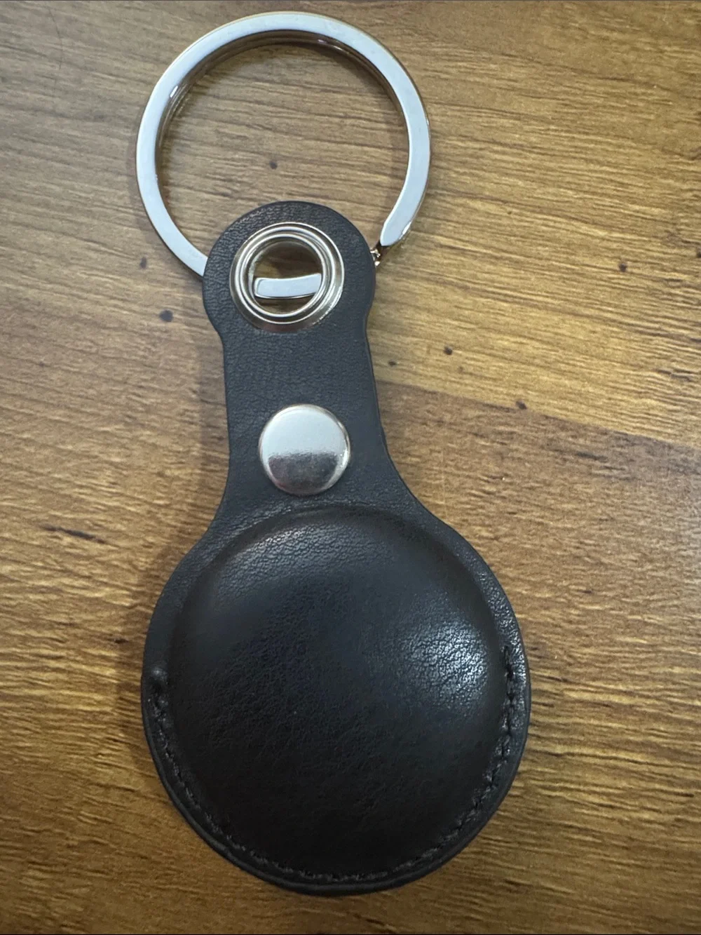 NEW Black Leather AirTag Keyring Holder - Compatible Keychain